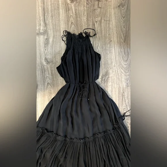 NWT Banana Republic Black Crinkle Maxi Dress with Silk - Size Small - Picture 7 of 13